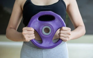Resize Women Exercise With Dumbbell Weight Plates Chest